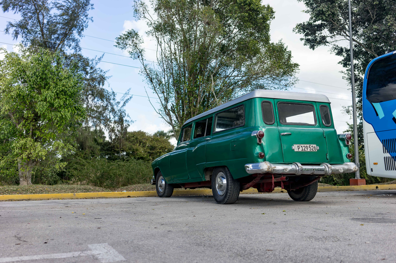 Illustration for article titled Here's What Cuba's Car Scene Looks Like In 2017